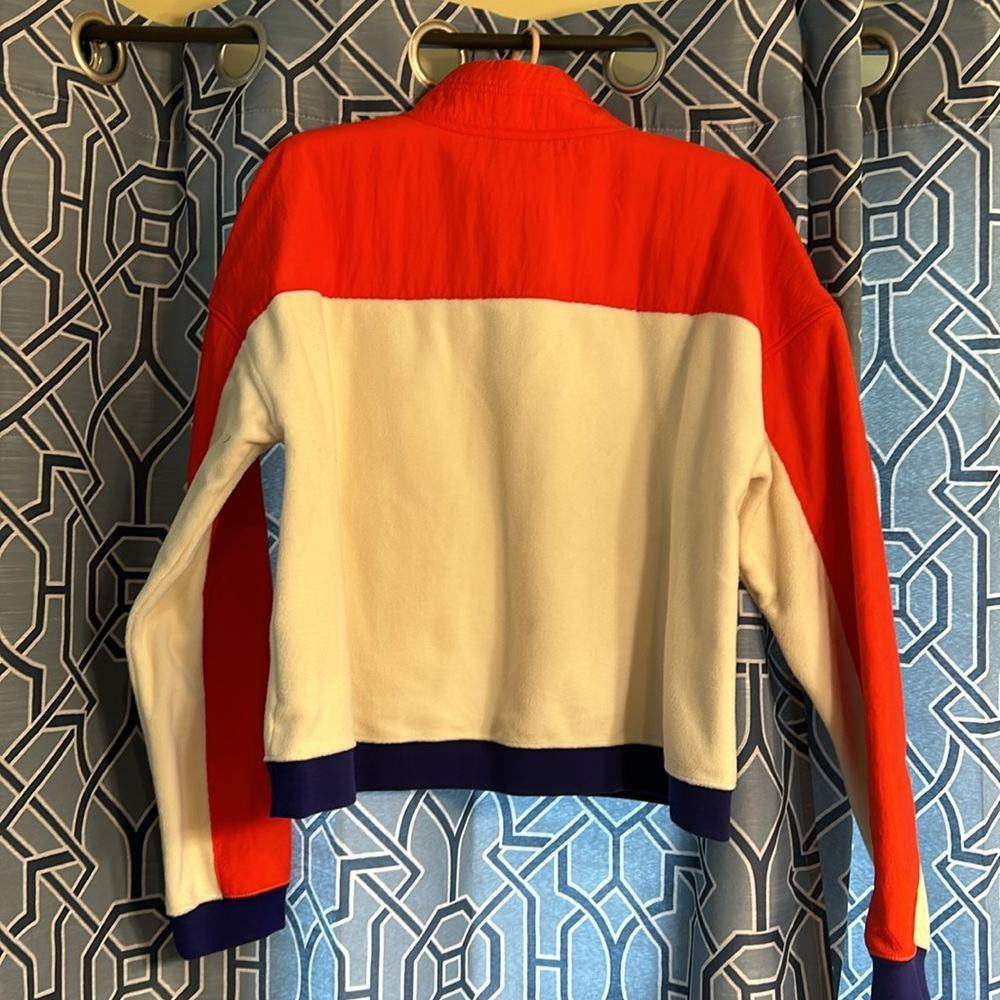 NWT Vintage style Nike women’s crop sweat shirt - Picture 3 of 5